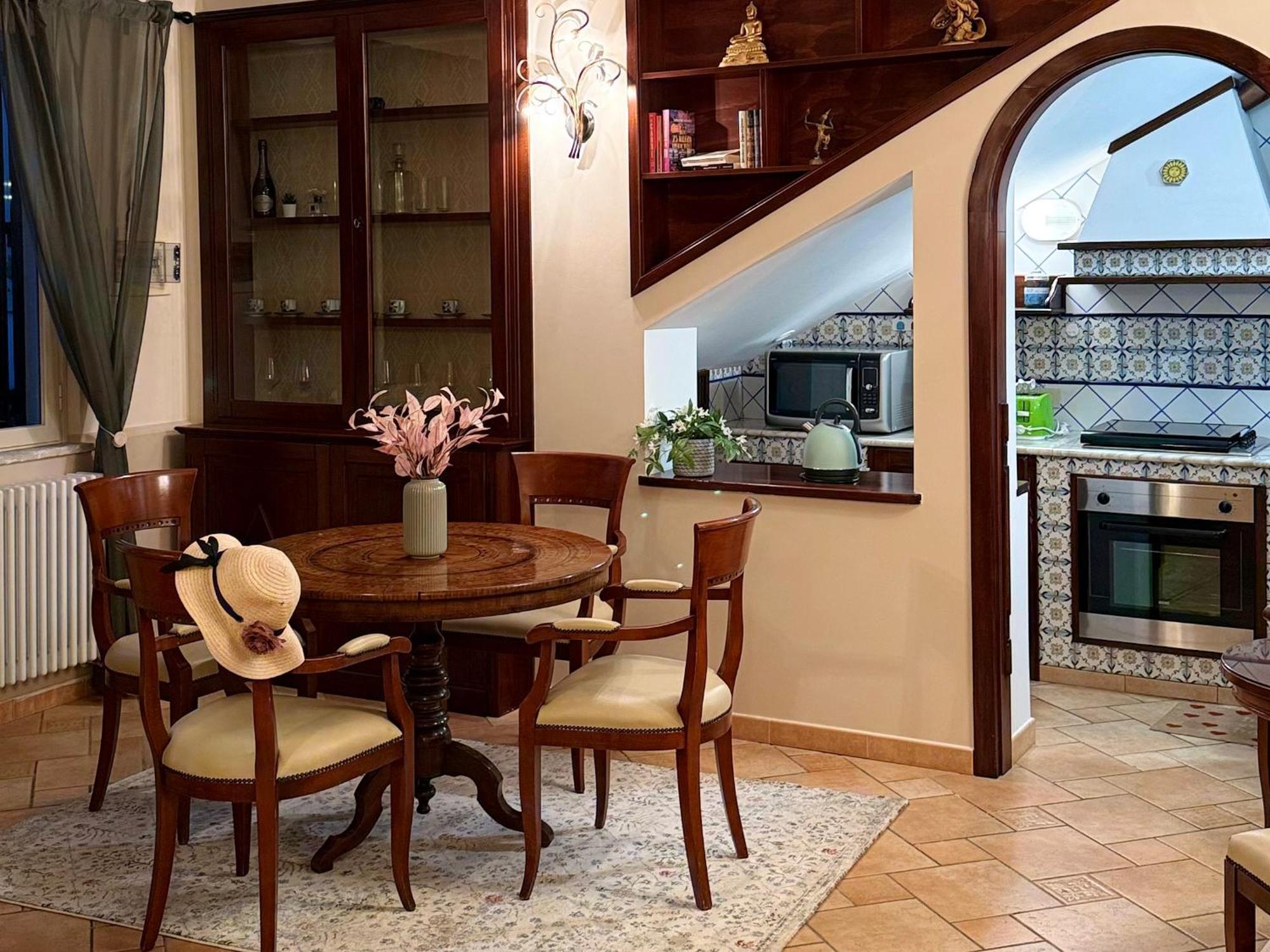 Apartment Donna Rosa - Your In