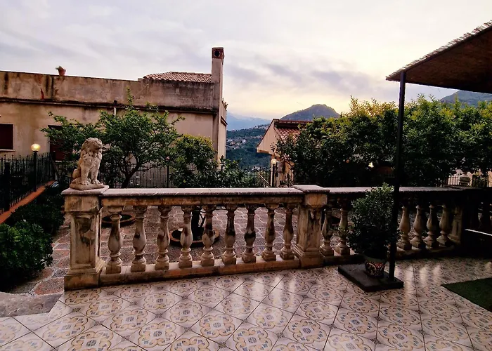 Donna Rosa - Your Home In Taormina